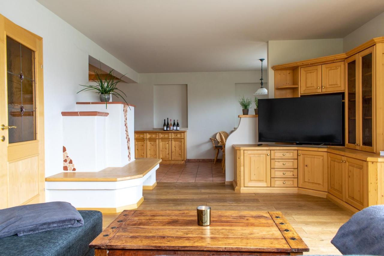 Weinzeit Chalet Konigsleiten Luaran gambar