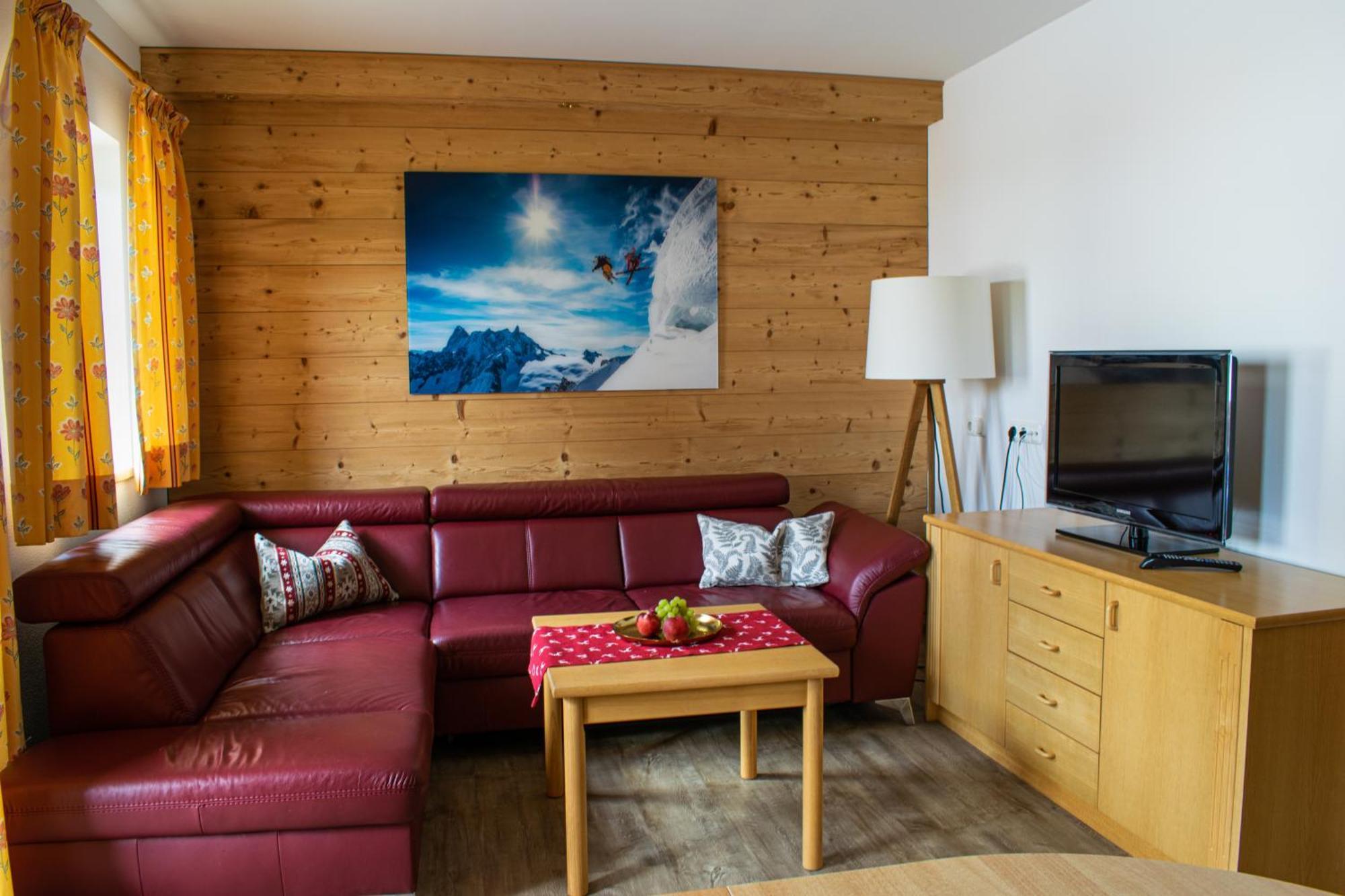 Weinzeit Chalet Konigsleiten Luaran gambar
